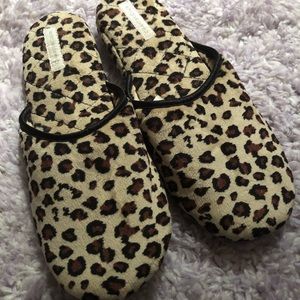 NWOT Charter Club Cheetah Print Slippers Size 7-8